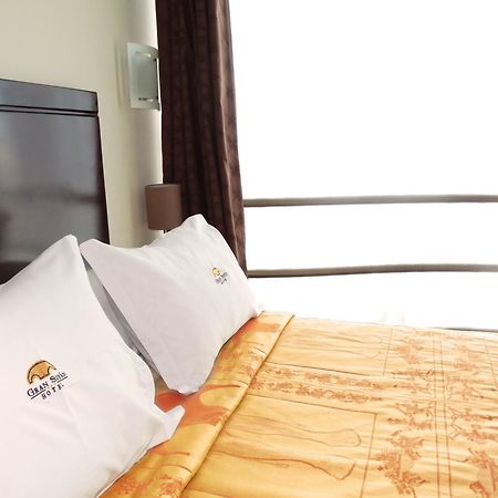 Hotel Gran Sipan Чиклайо Стая снимка