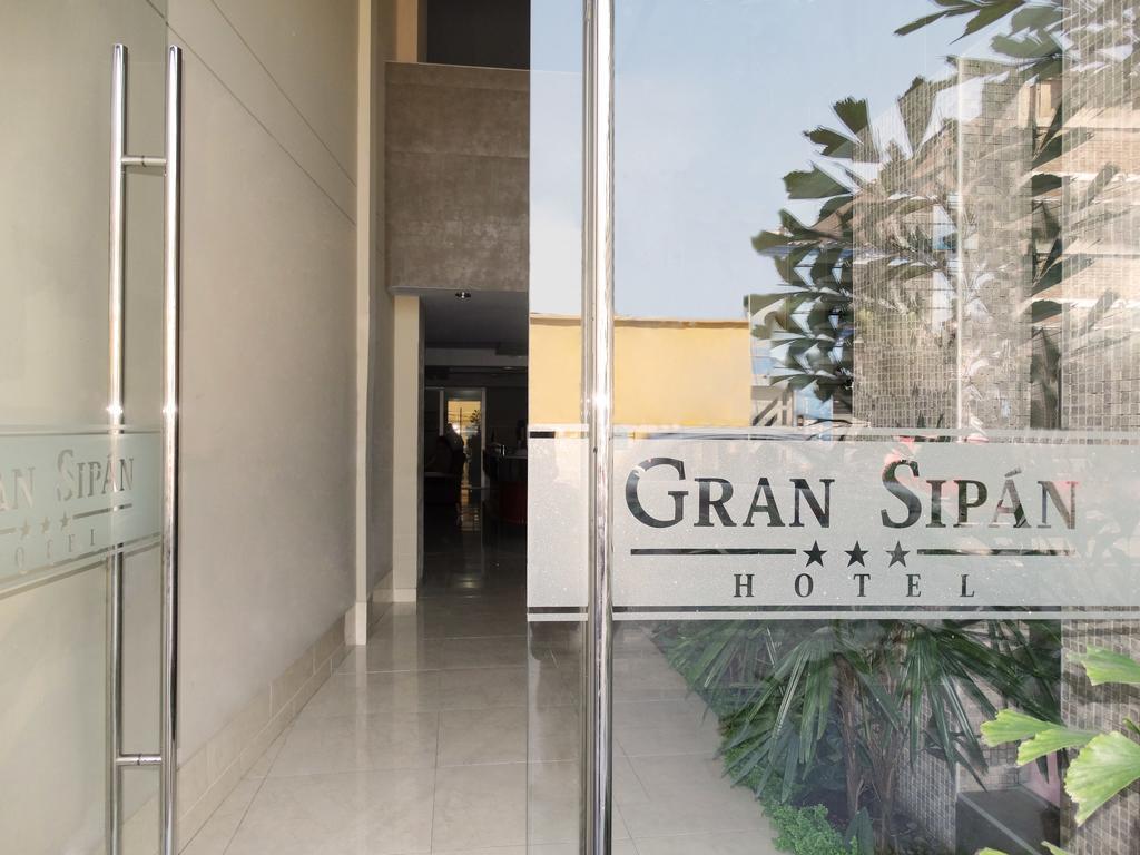 Hotel Gran Sipan Чиклайо Екстериор снимка