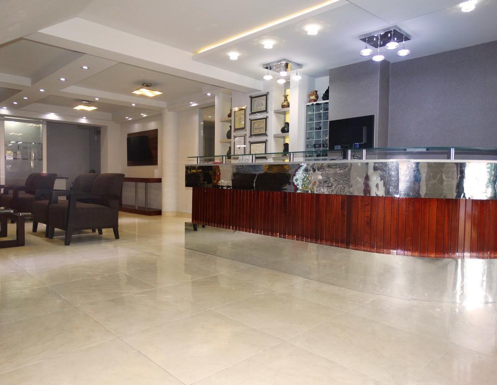 Hotel Gran Sipan Чиклайо Екстериор снимка
