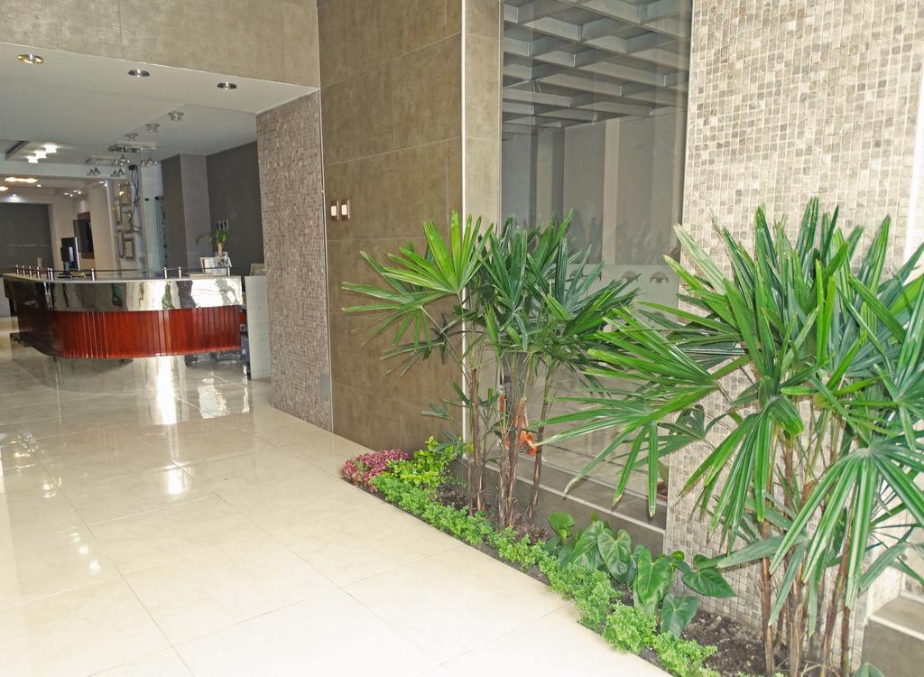 Hotel Gran Sipan Чиклайо Екстериор снимка