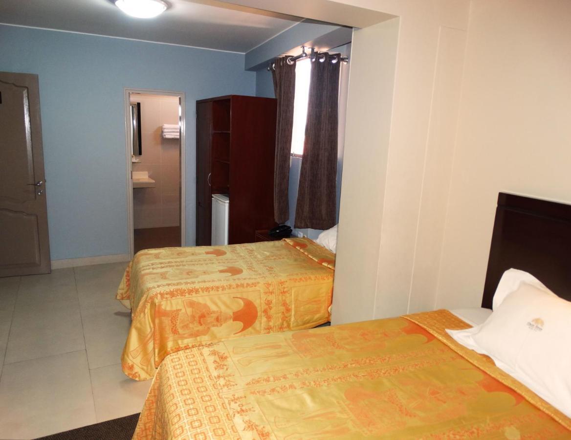 Hotel Gran Sipan Чиклайо Стая снимка